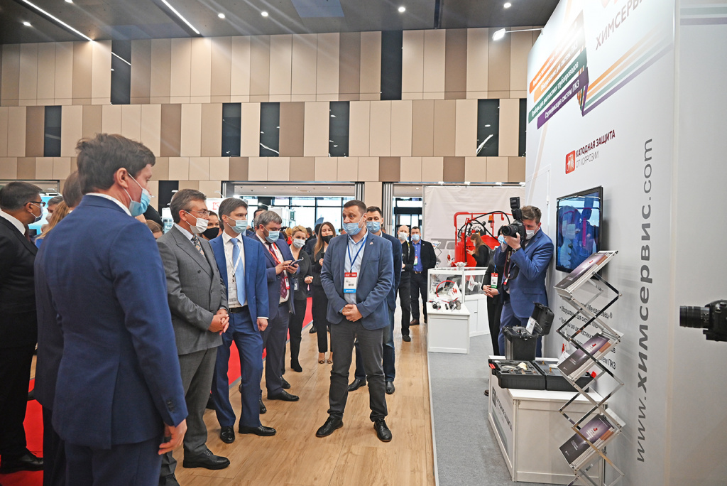 Вип обход выставки после открытия.jpg